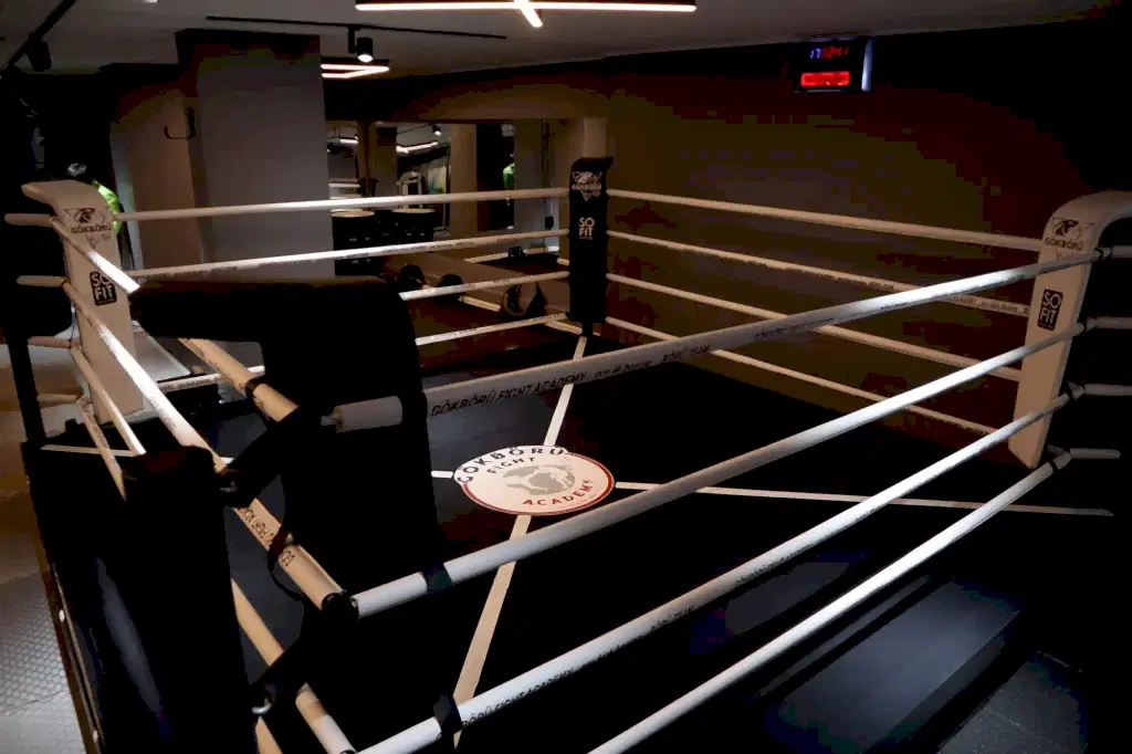 gokboru-fight-academy-salon-gorselleri-4.webp