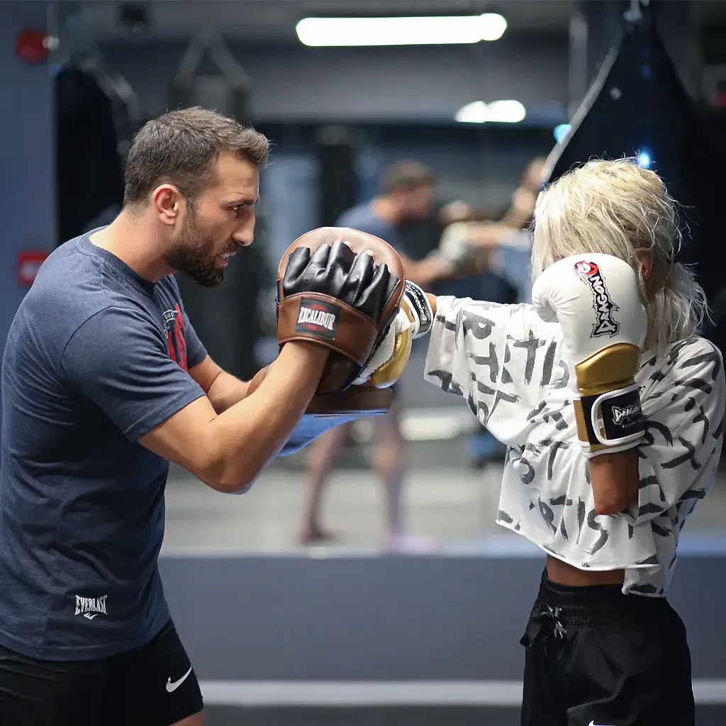 Kick Boks Hover